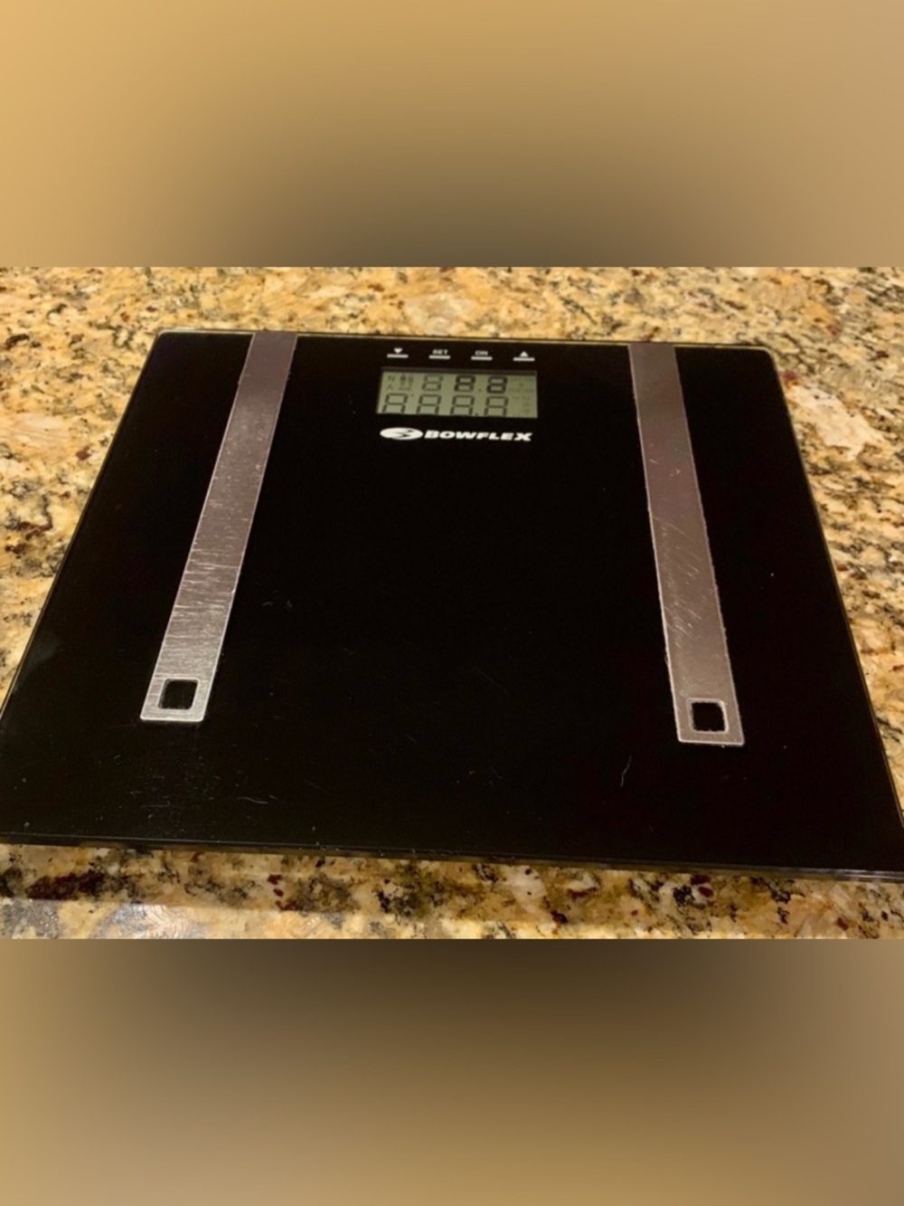 BOWFLEX GLASS BODY FAT SCALE ATHLETE MODE MUSCLE MASS BODY WEIGHT model5728FBBOW
